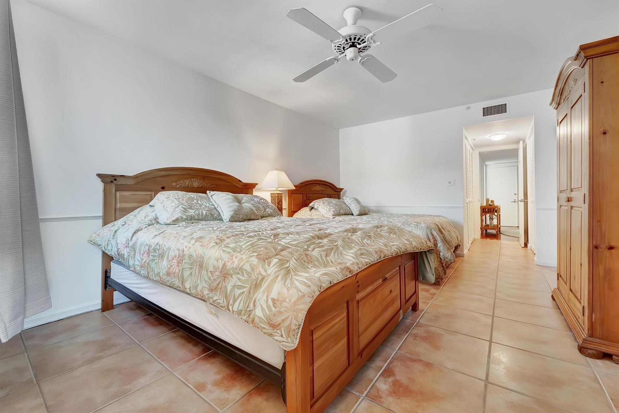 5280 N Ocean Drive 14-D