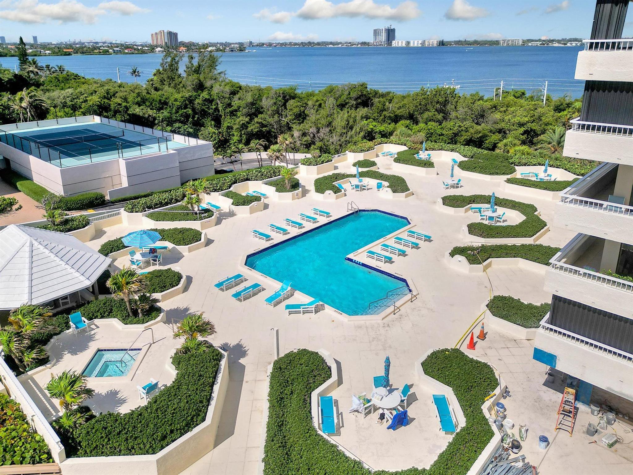 5280 N Ocean Drive 14-D
