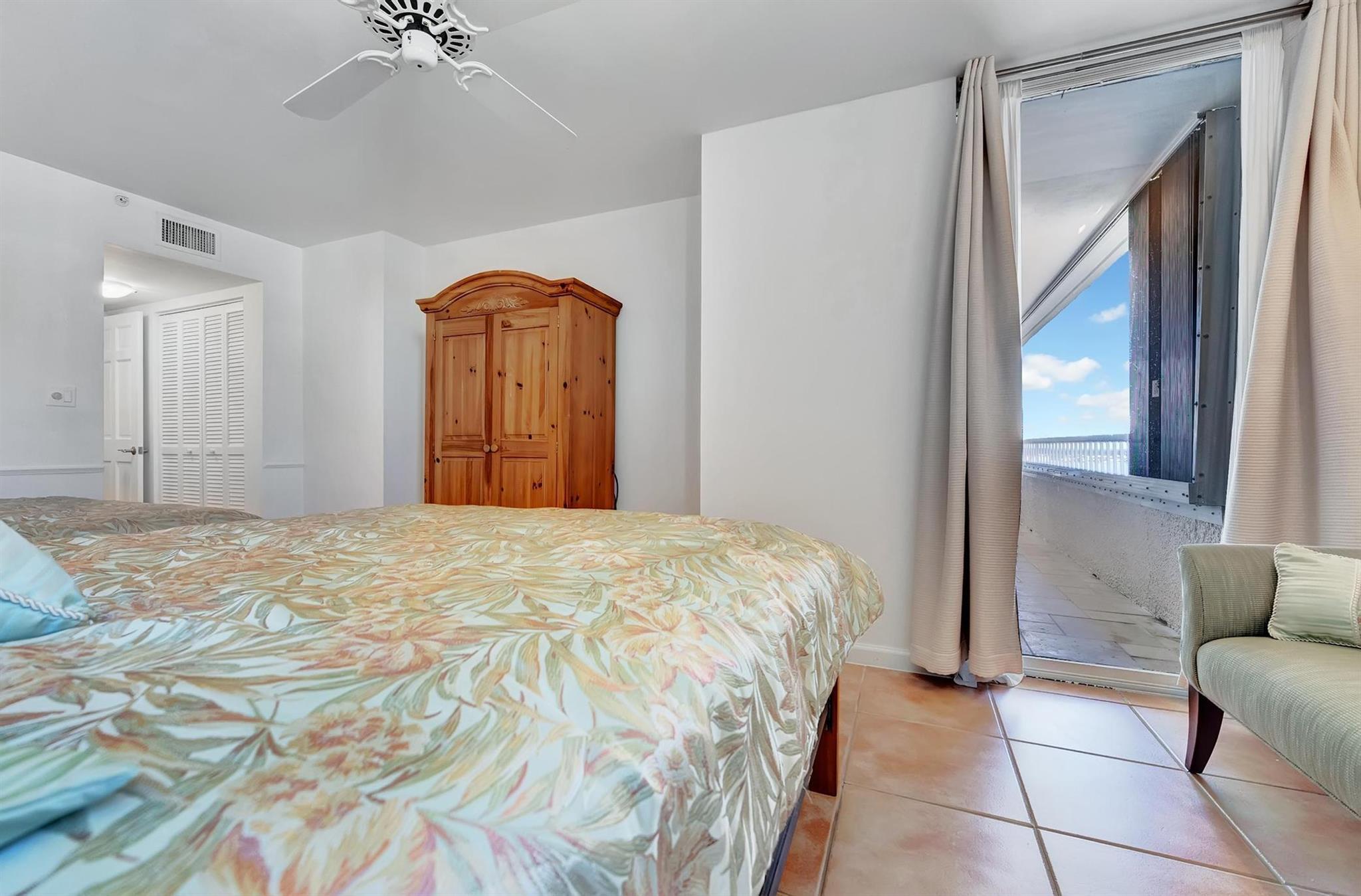 5280 N Ocean Drive 14-D
