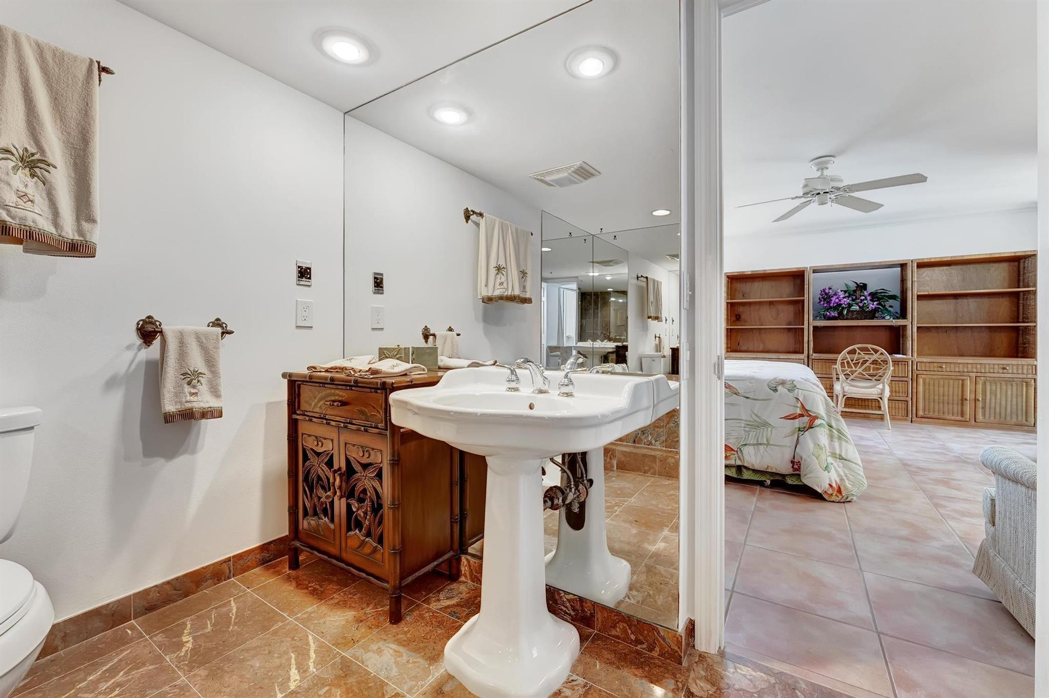5280 N Ocean Drive 14-D