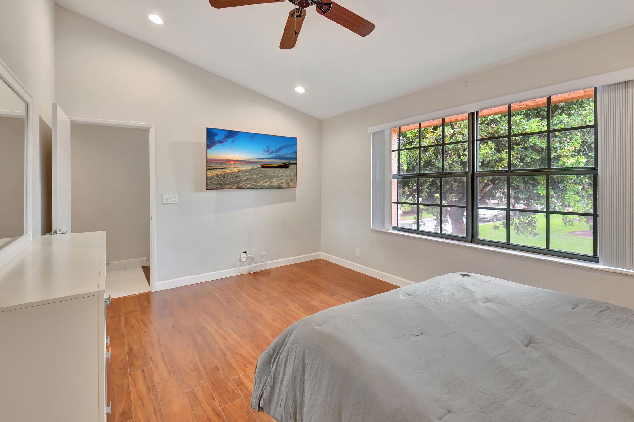 7846 La Mirada Drive 11
