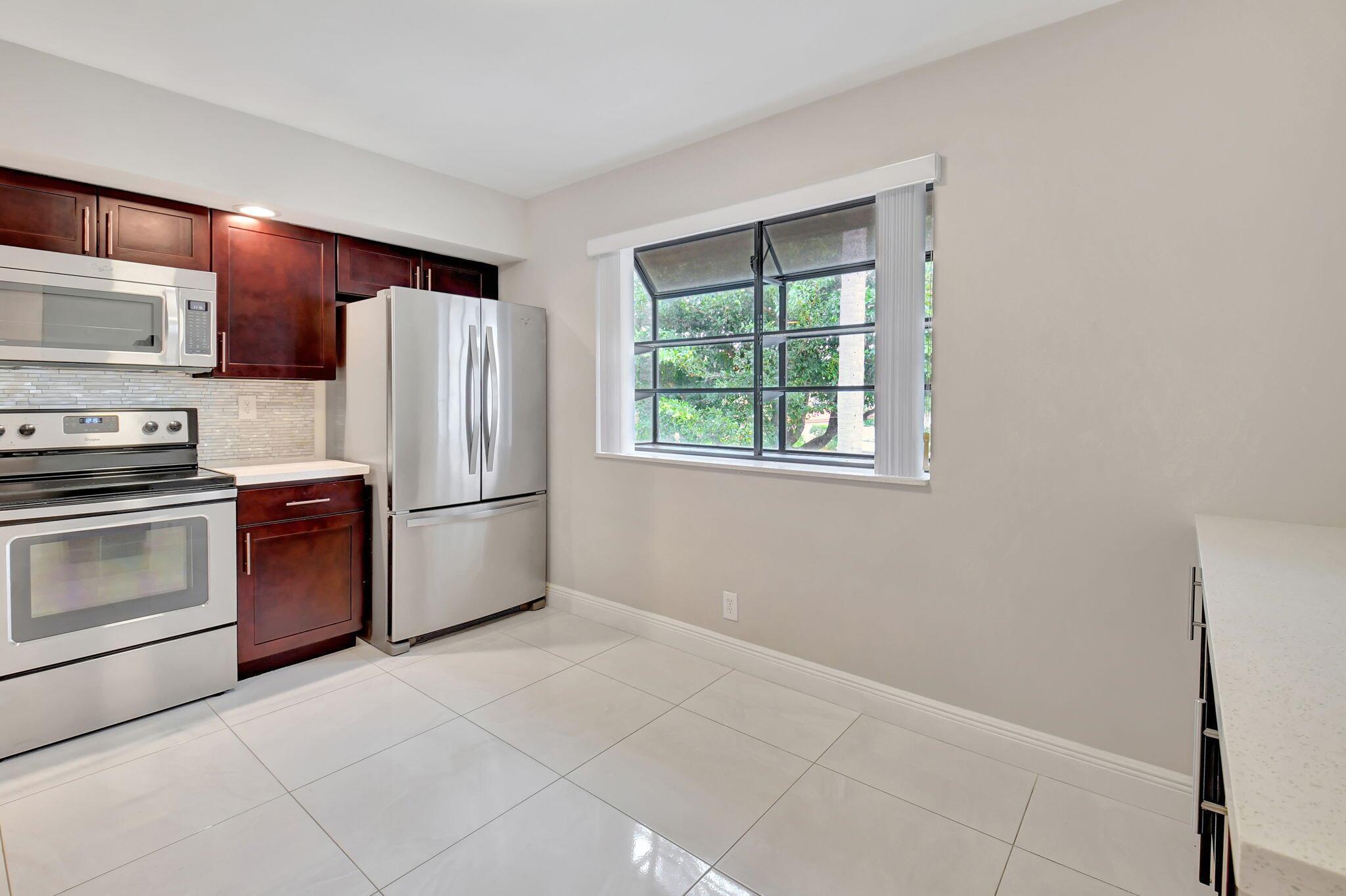 7846 La Mirada Drive 11