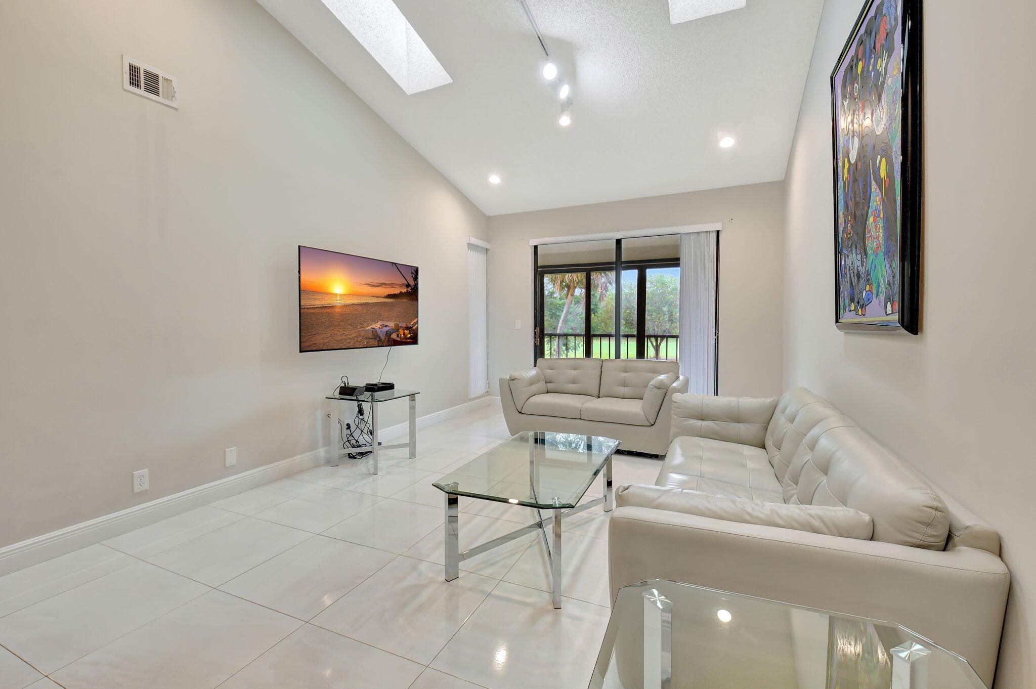 7846 La Mirada Drive 11