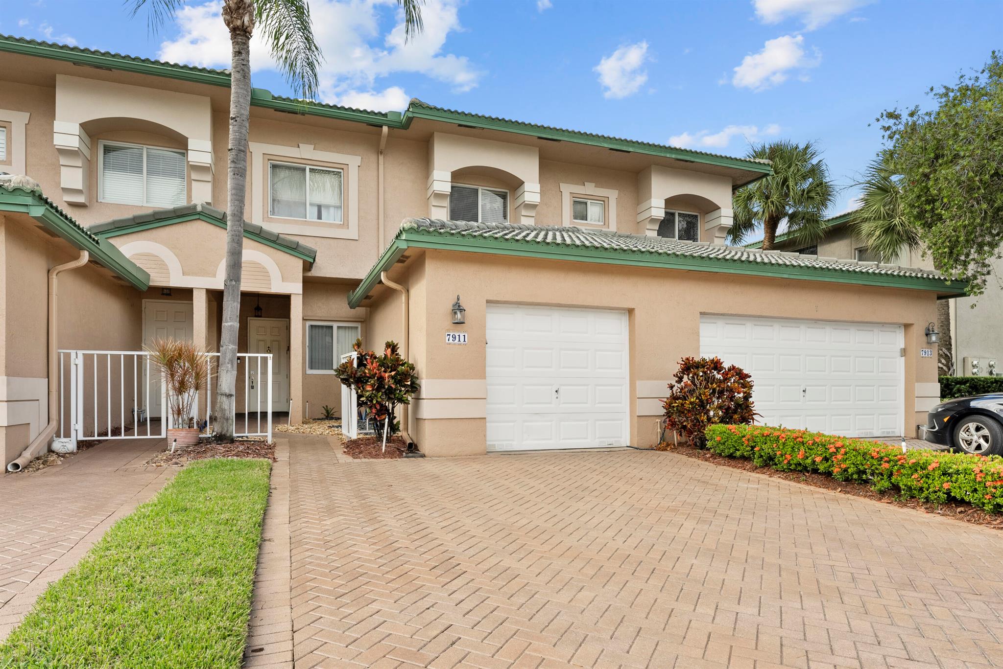 7911 Exeter Boulevard E 103