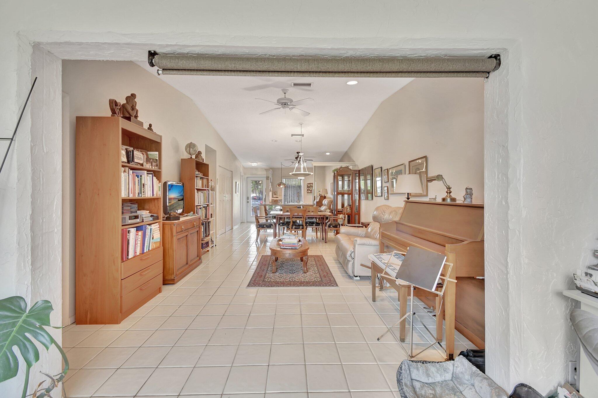 18818 Schooner Drive 11-D, Boca Raton Unit: 11-D