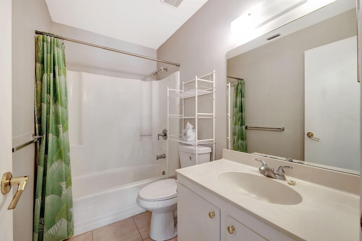 4104 NW Cinnamon Tree Circle, Jensen Beach