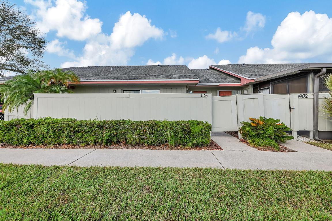 4104 NW Cinnamon Tree Circle, Jensen Beach