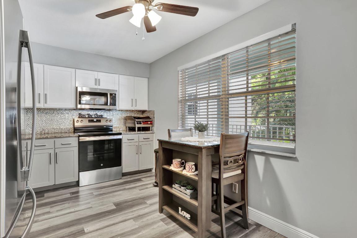 806 Cypress Grove Lane 202, Pompano Beach Unit: 202