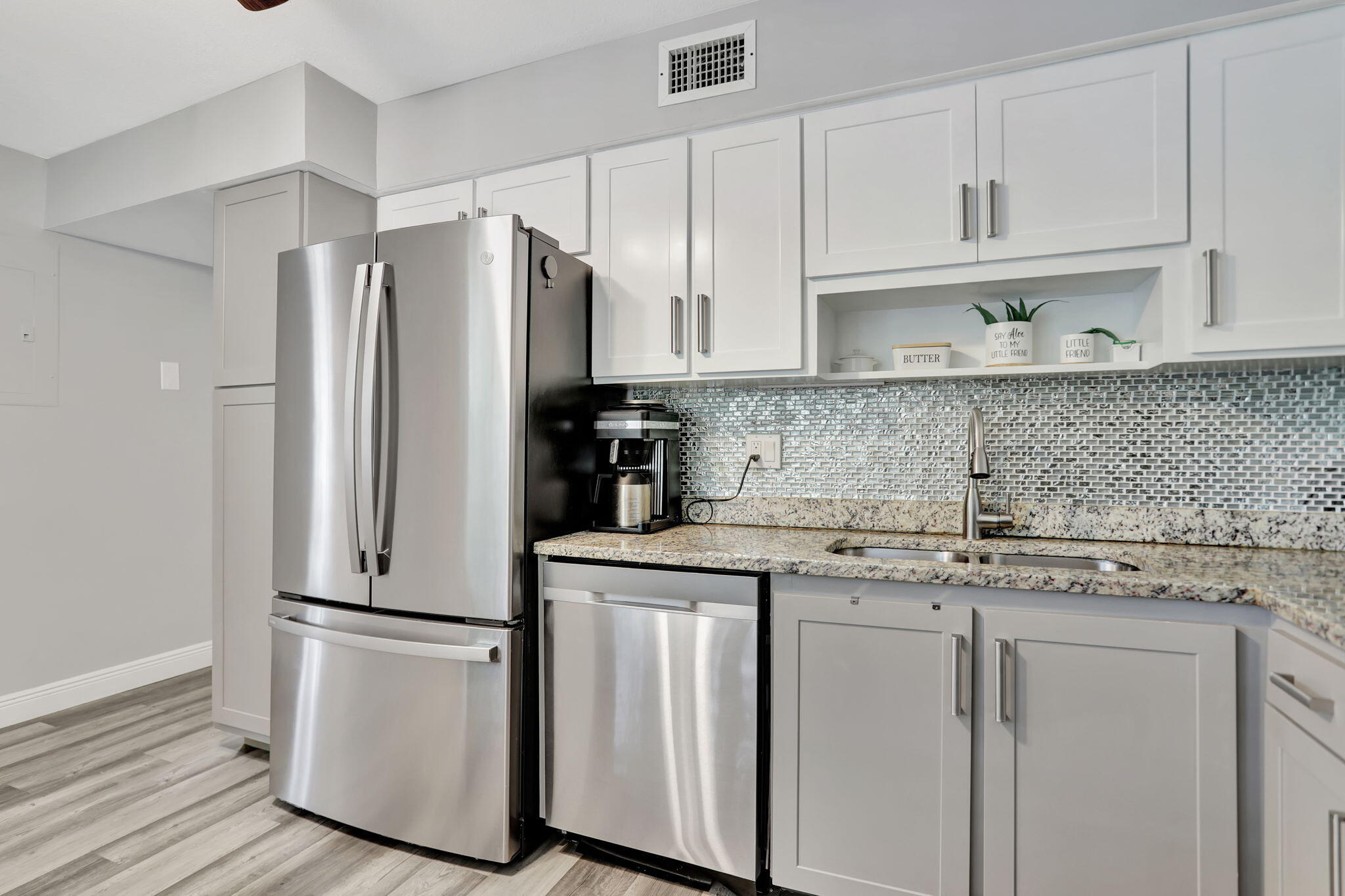 806 Cypress Grove Lane 202, Pompano Beach Unit: 202