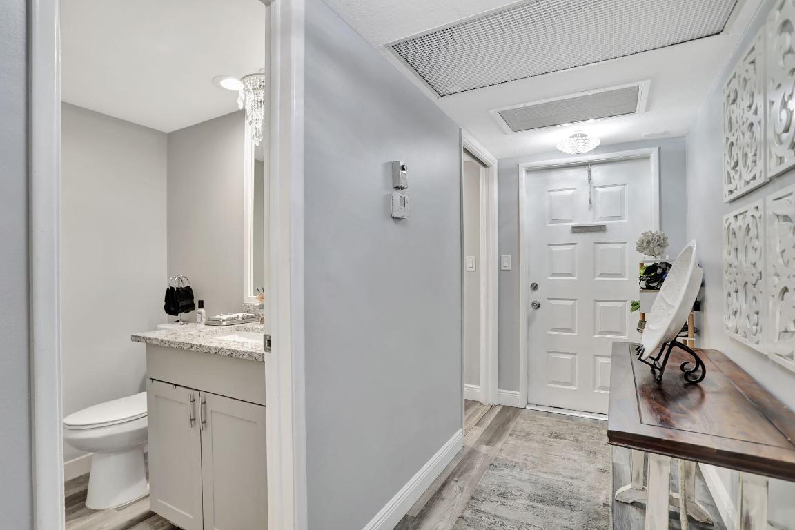 806 Cypress Grove Lane 202, Pompano Beach Unit: 202