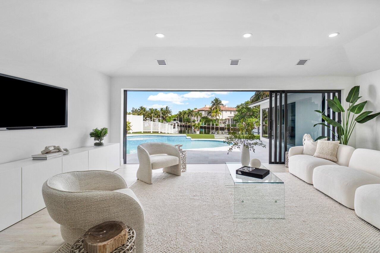 5201 NE 30th Terrace, Lighthouse Point