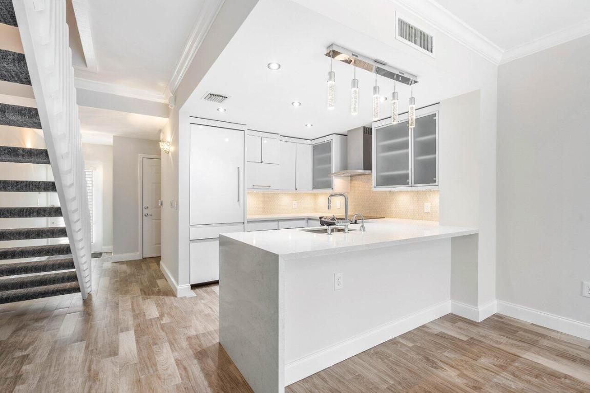 3604 S Ocean 106 Boulevard 106, Highland Beach Unit: 106