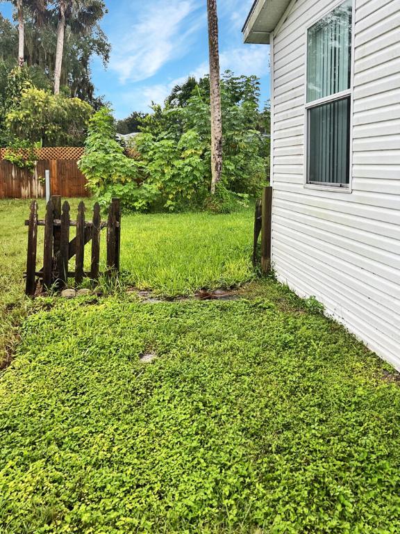 2373 SW Wynnewood Street, Port St. Lucie