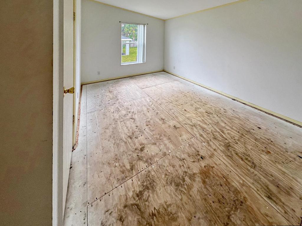 2373 SW Wynnewood Street, Port St. Lucie