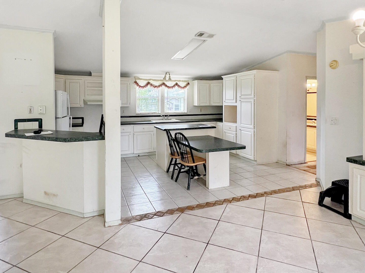 2373 SW Wynnewood Street, Port St. Lucie