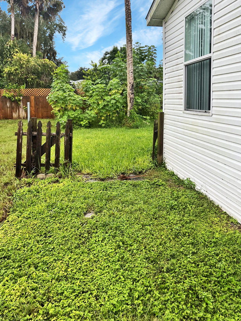 2373 SW Wynnewood Street, Port St. Lucie