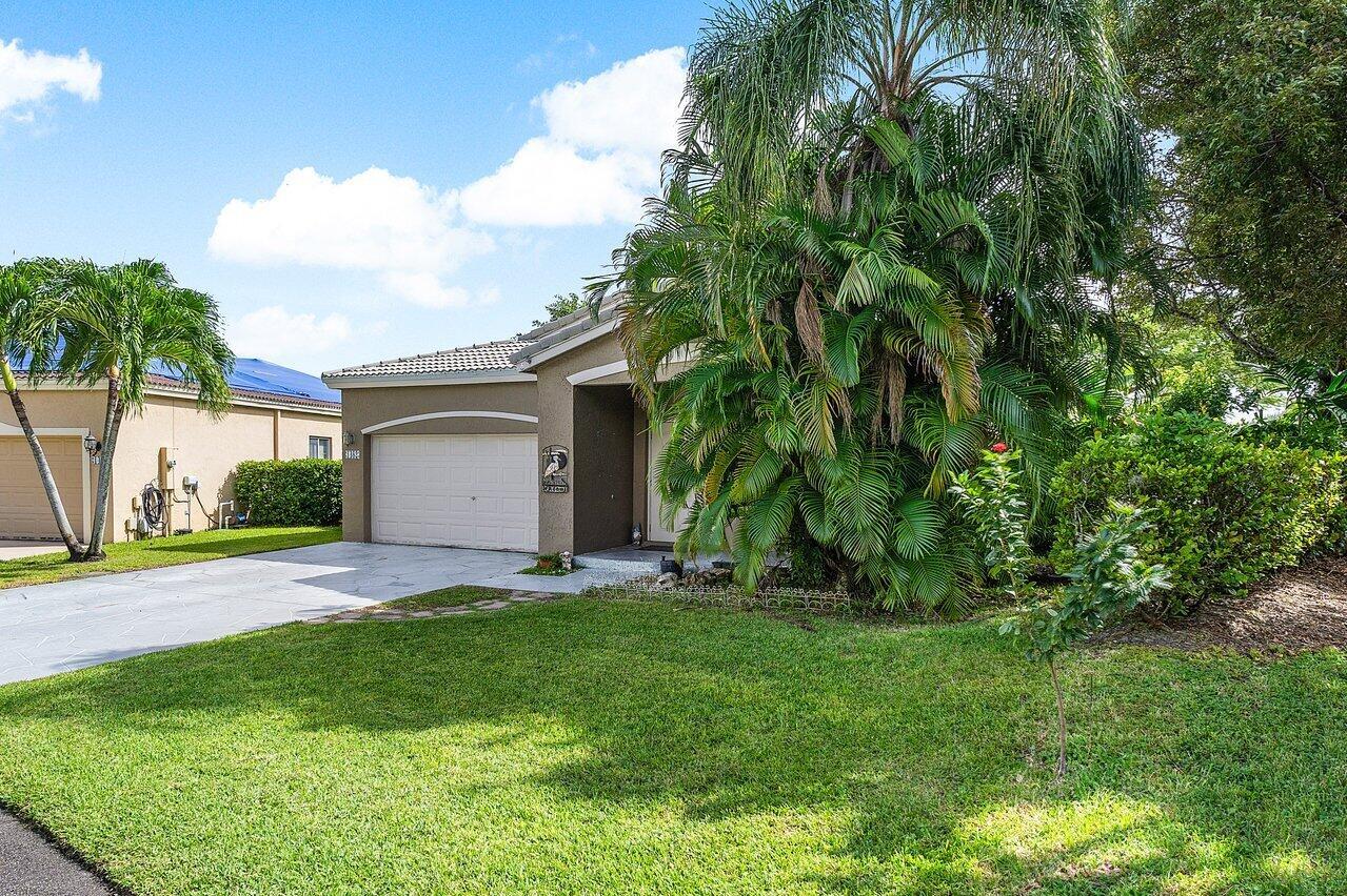 1482 SW 45th Way