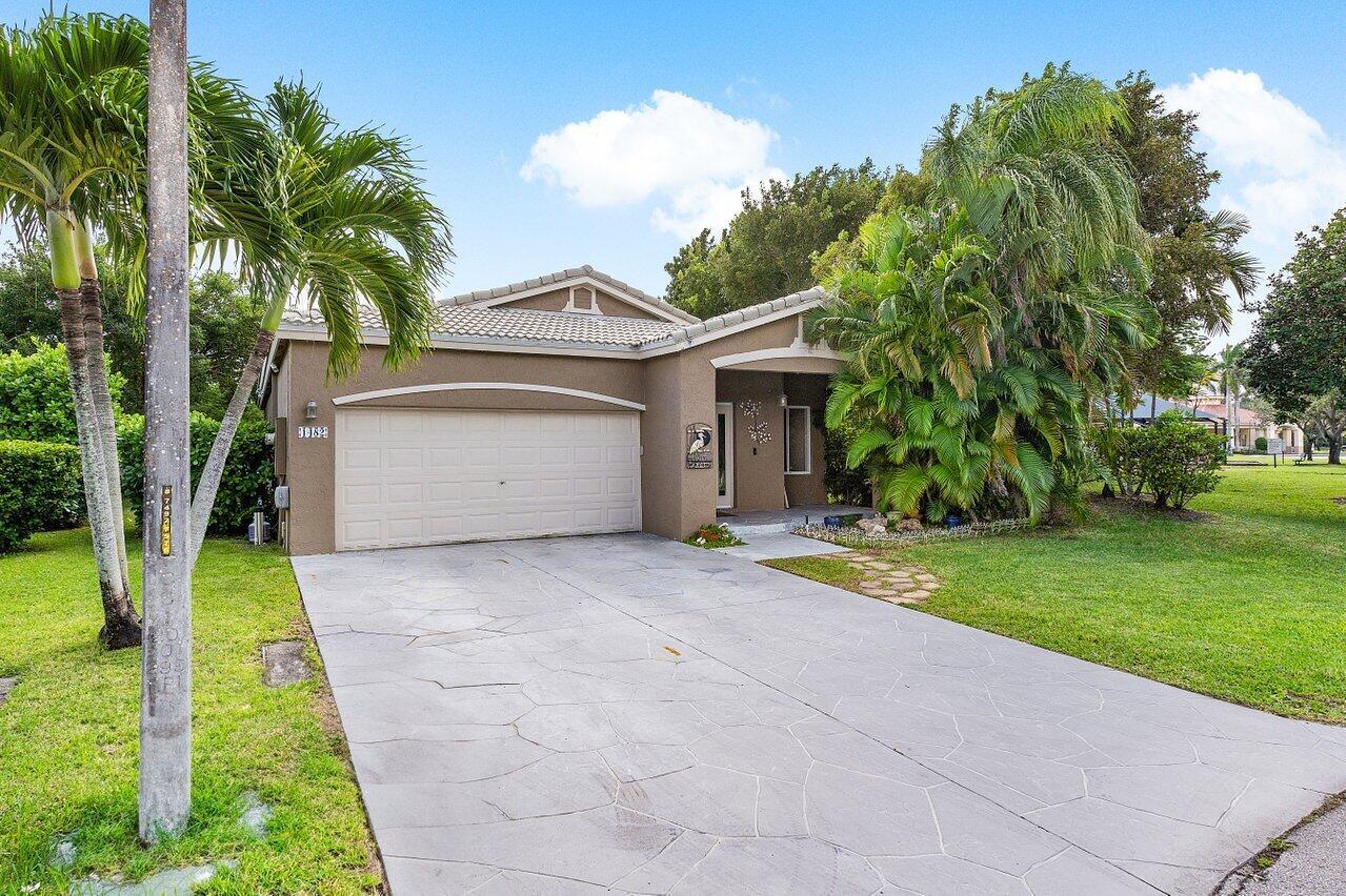 1482 SW 45th Way