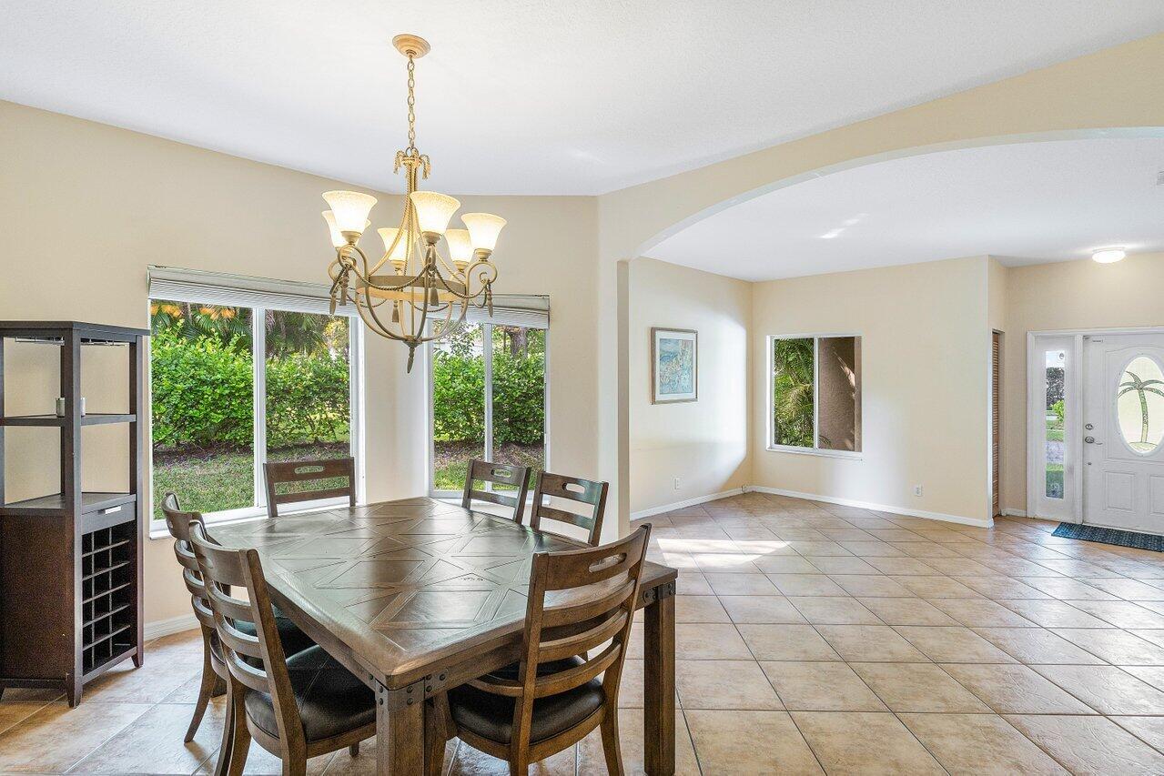 1482 SW 45th Way