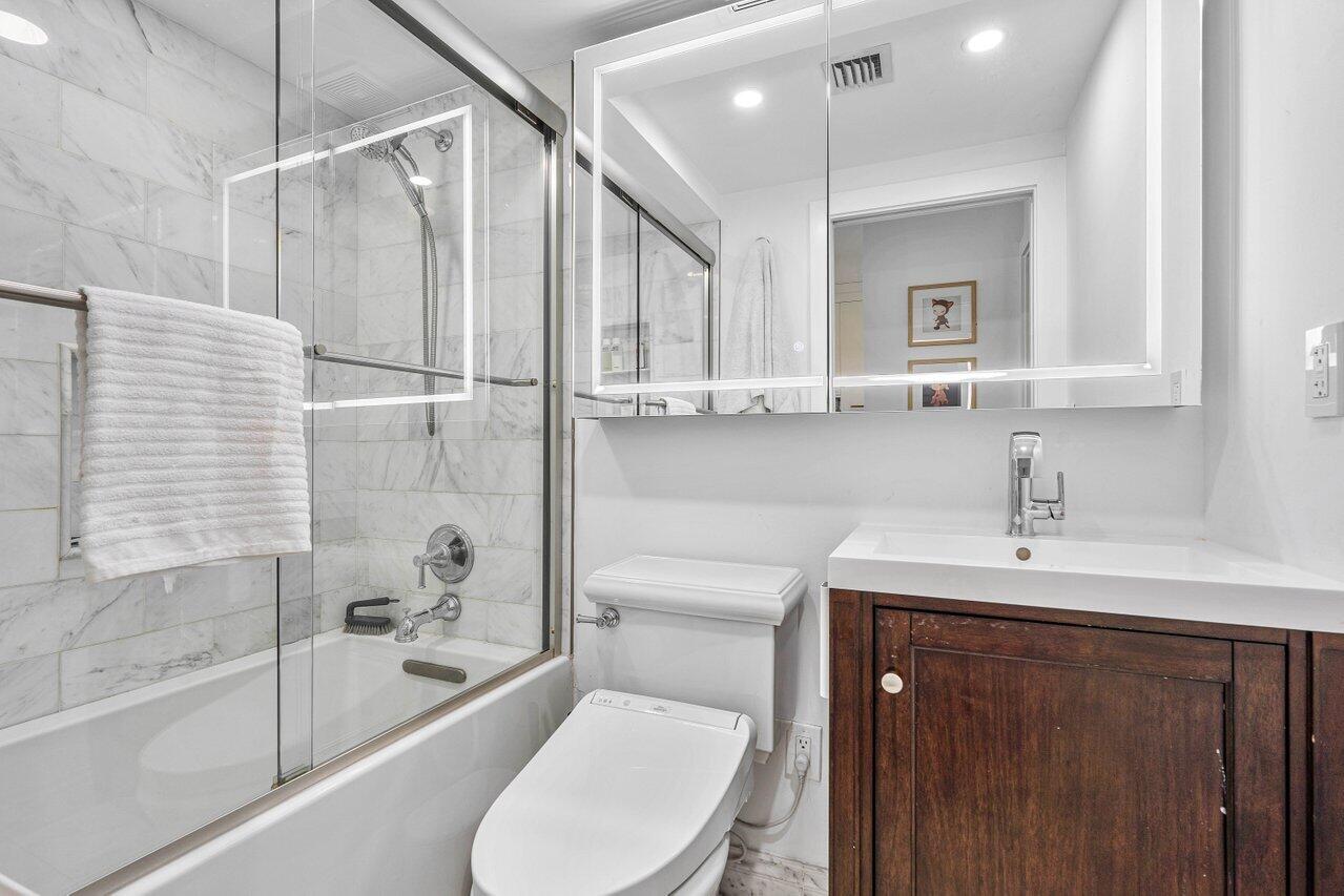 65 SE Spanish Trail 1040, Boca Raton Unit: 1040