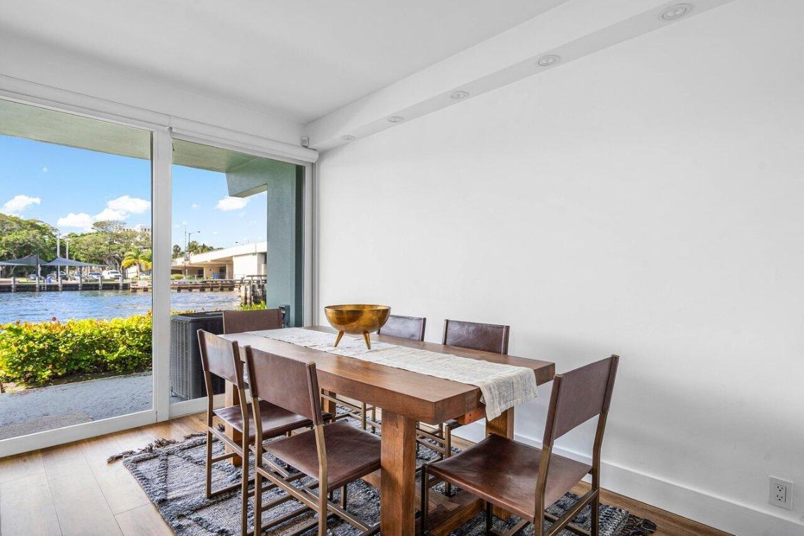 65 SE Spanish Trail 1040, Boca Raton Unit: 1040