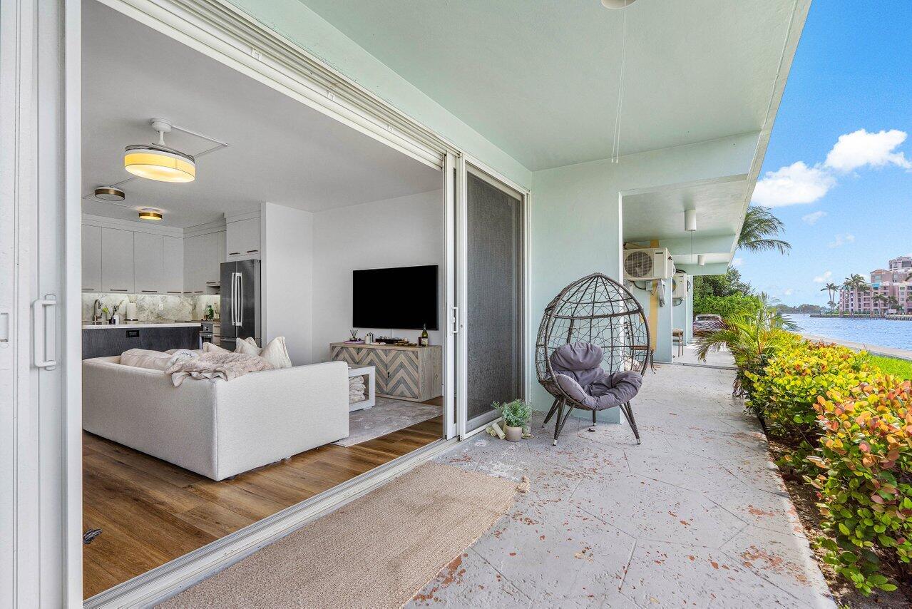 65 SE Spanish Trail 1040, Boca Raton Unit: 1040