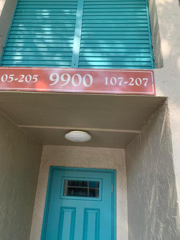 9900 Pineapple Tree Drive 107