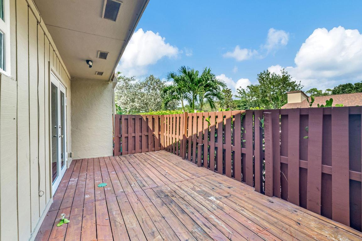 22589 Vistawood Way, Boca Raton