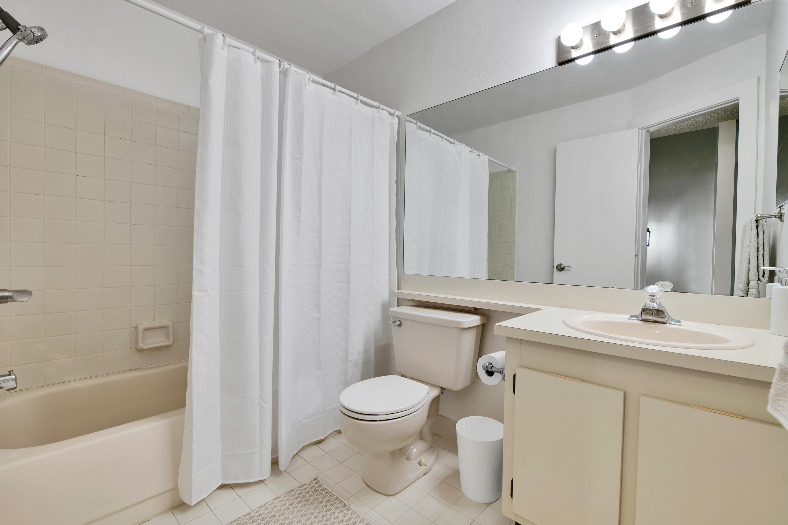 1889 Discovery Way, Deerfield Beach