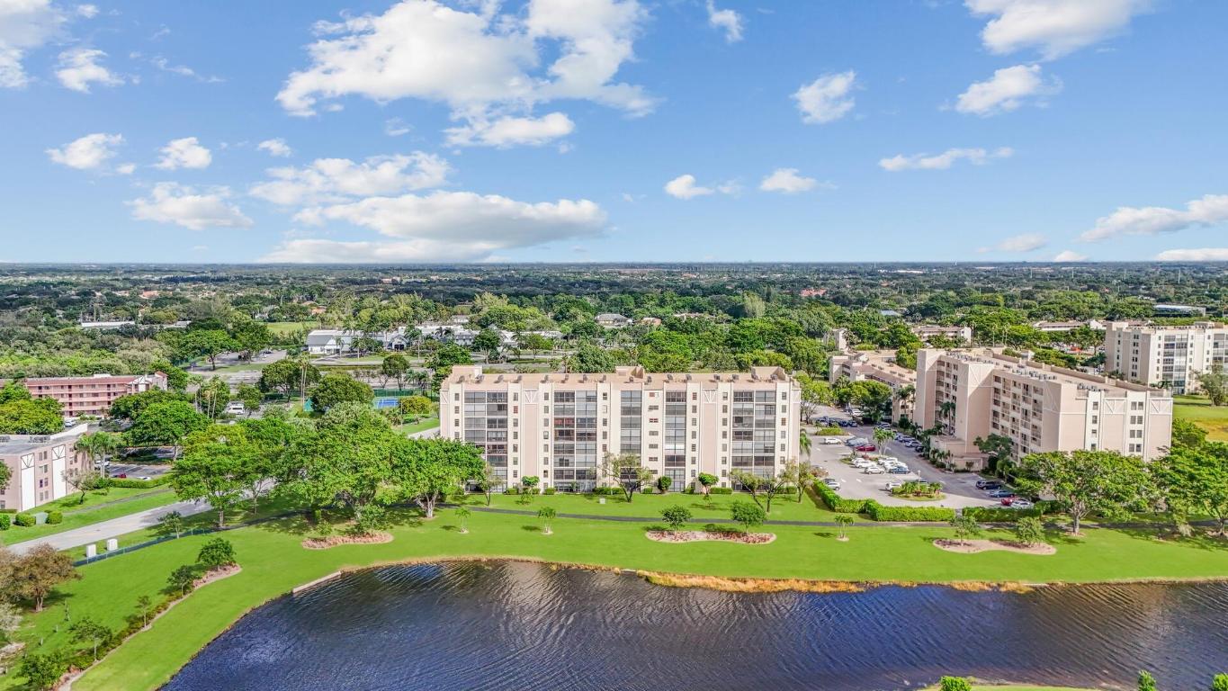 14476 Amberly Lane, 702, Delray Beach Unit: 702