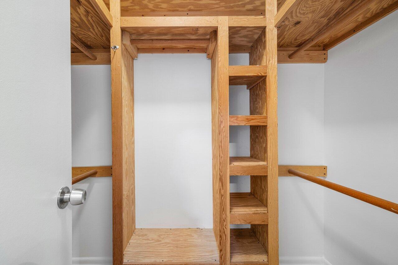 2423 NW Timbercreek Circle NW, Boca Raton