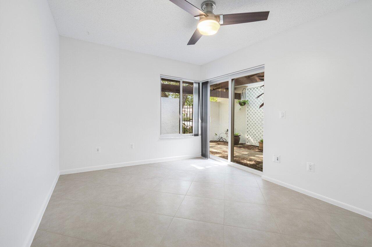 2423 NW Timbercreek Circle NW, Boca Raton