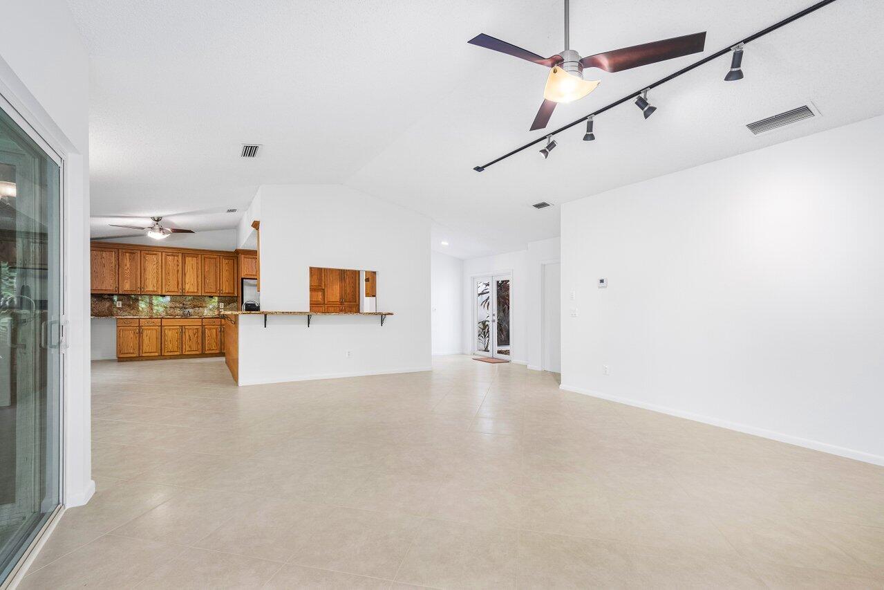 2423 NW Timbercreek Circle NW, Boca Raton