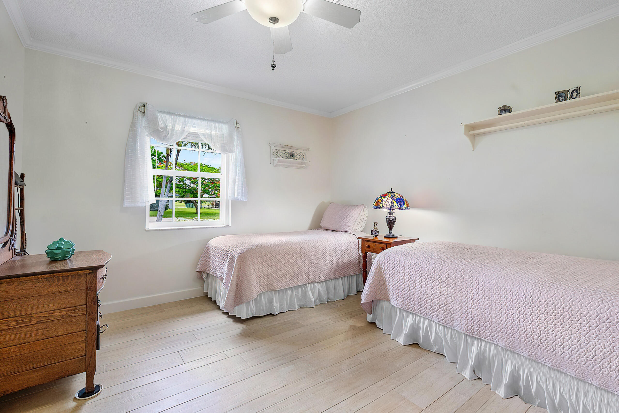 400 S Country Club Drive, Atlantis