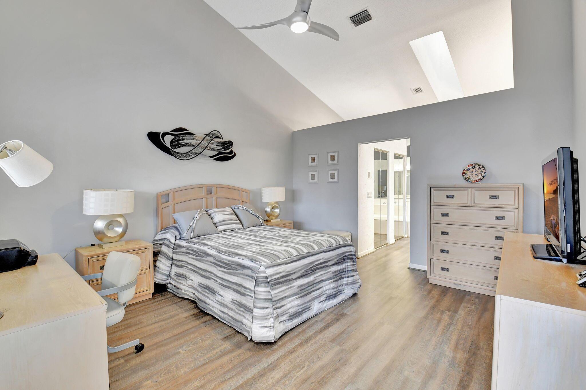 7200 Hearth Stone Avenue