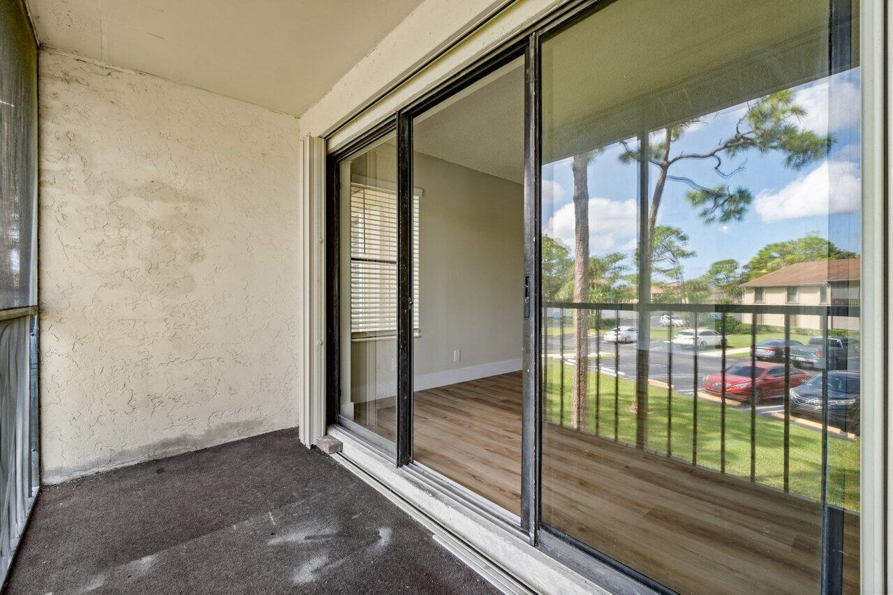 711 Sunny Pine Way E2, Greenacres Unit: E2