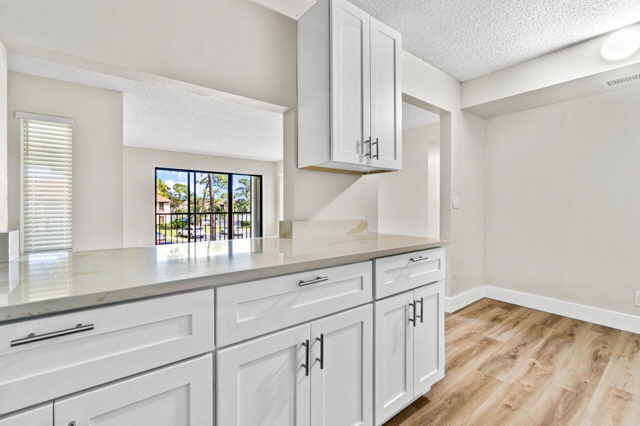 711 Sunny Pine Way E2, Greenacres Unit: E2