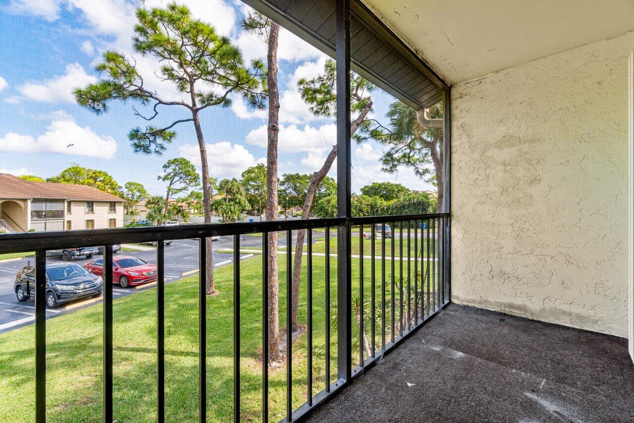 711 Sunny Pine Way E2, Greenacres Unit: E2