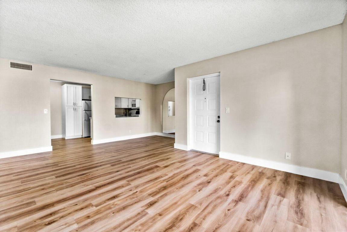 711 Sunny Pine Way E2, Greenacres Unit: E2