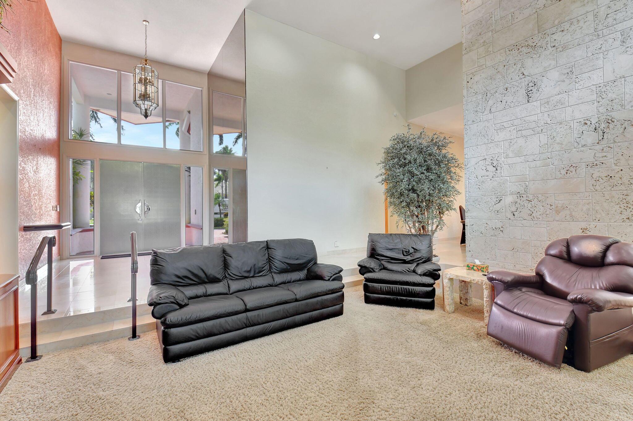 17119 Whitehaven Drive