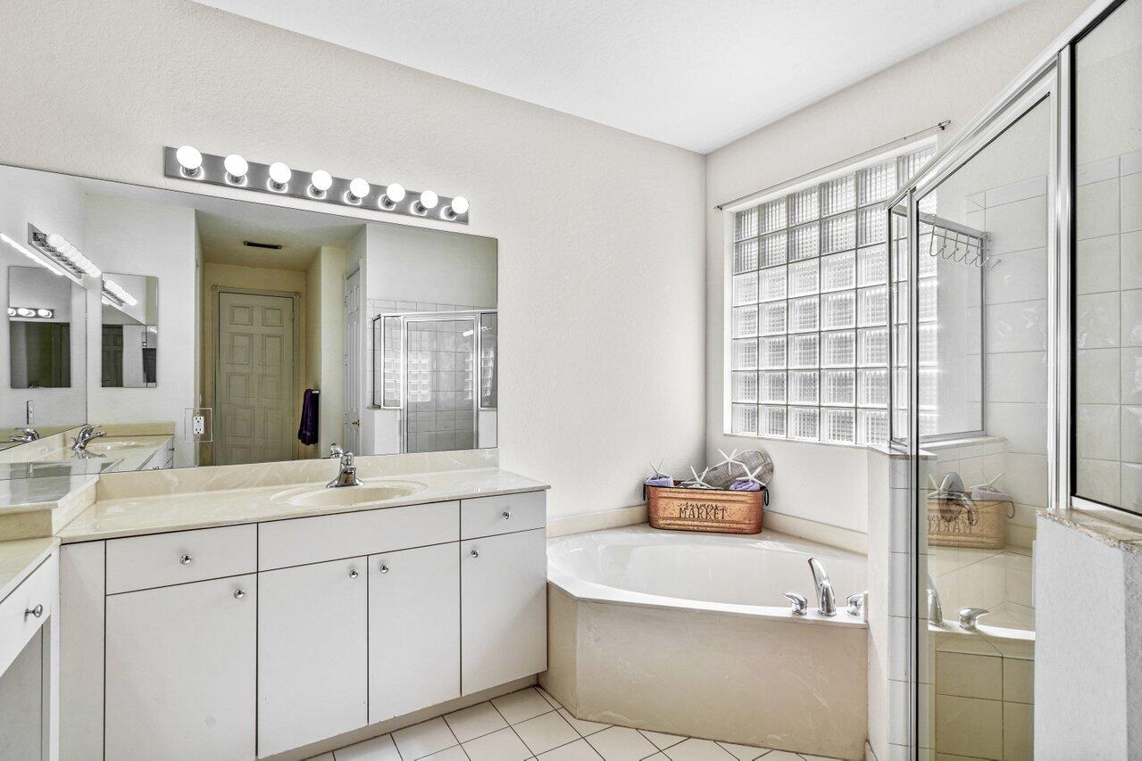 9786 Isles Cay Drive, Delray Beach