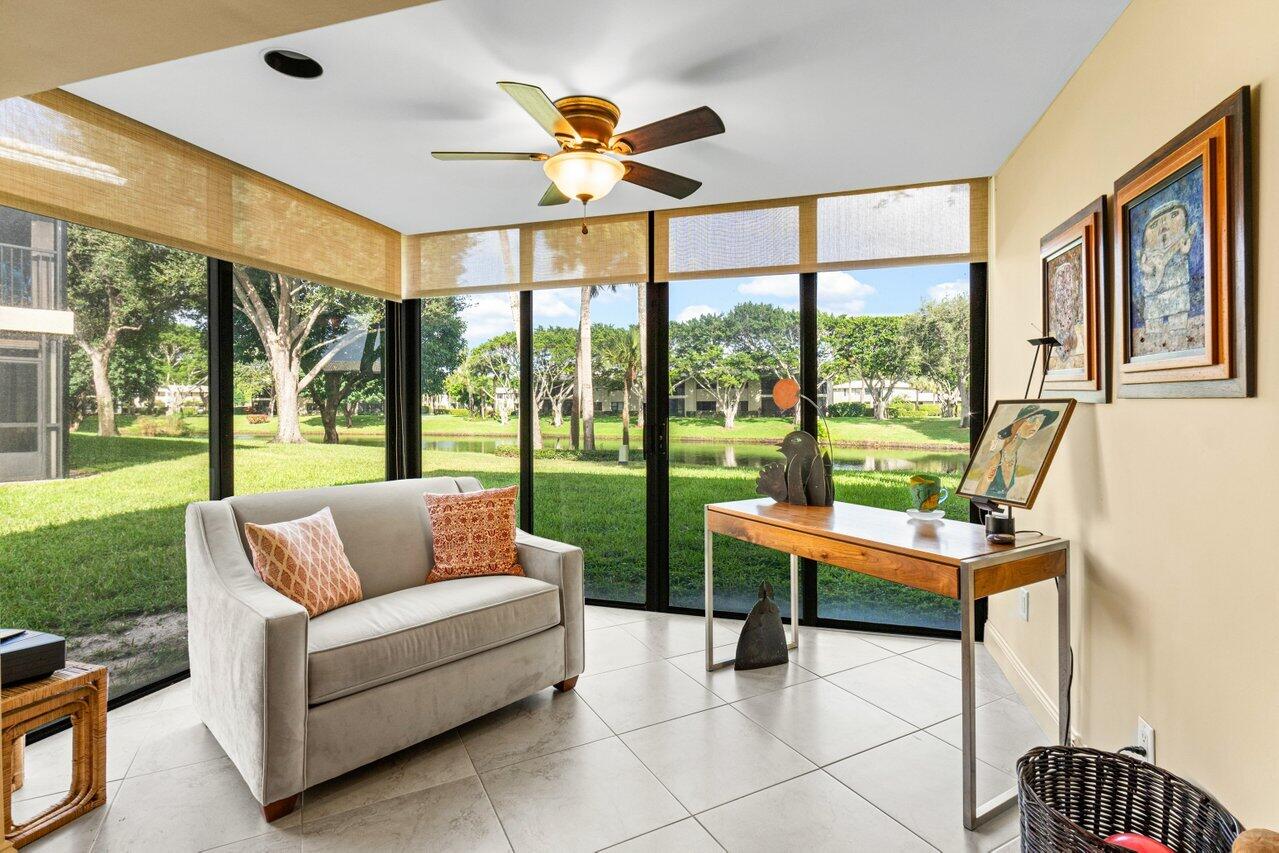 50 Stratford Lane W A