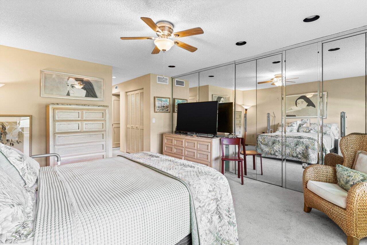 50 Stratford Lane W A