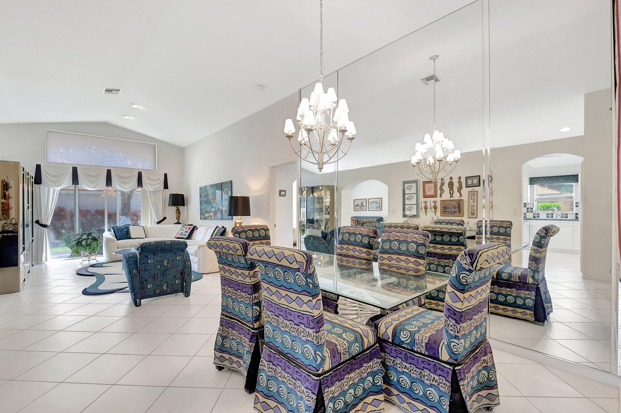 5946 Royal Isles Boulevard