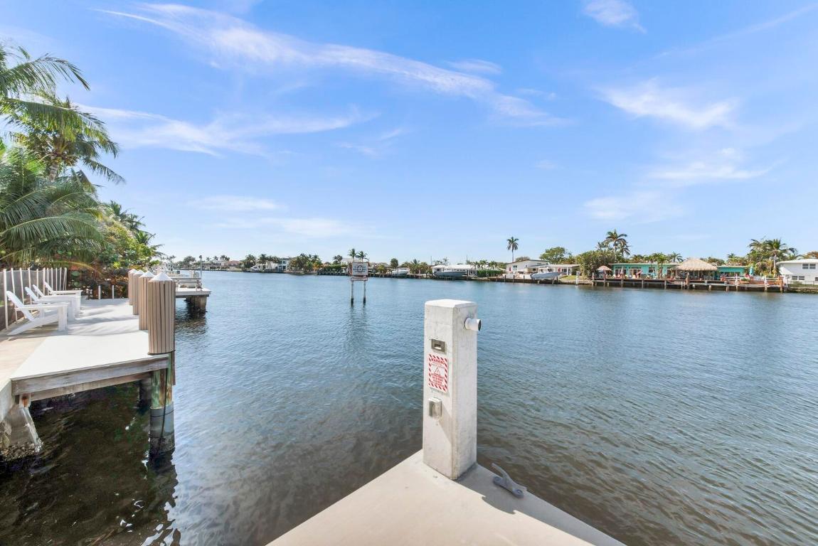 233 SE 18th Avenue, Deerfield Beach