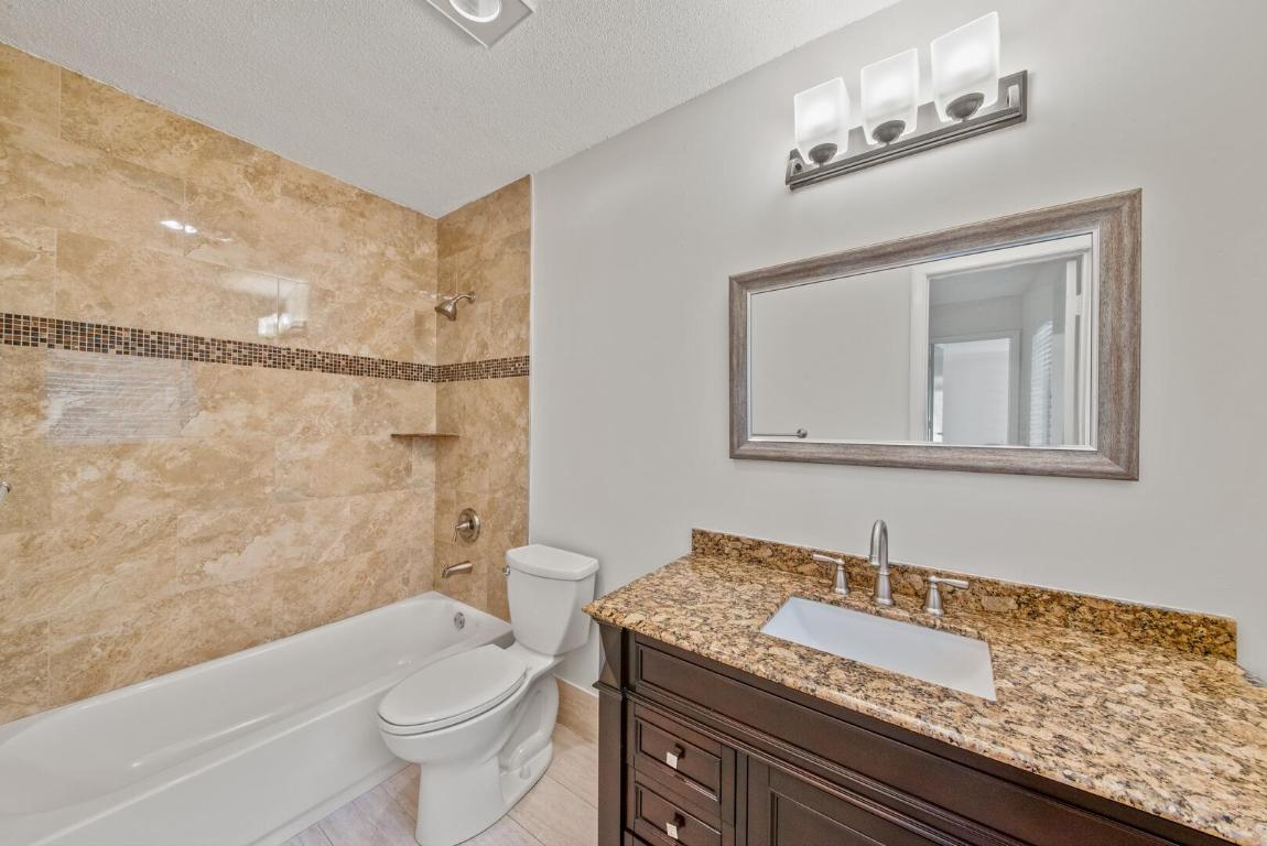 233 SE 18th Avenue, Deerfield Beach