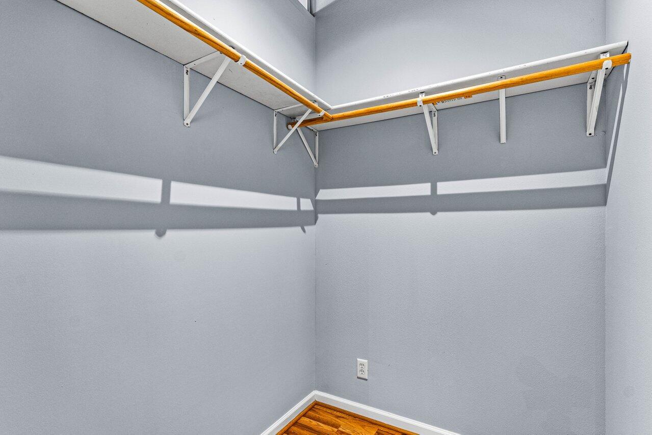 401 W Atlantic Avenue L 012