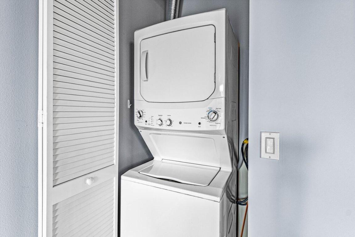 401 W Atlantic Avenue L 012