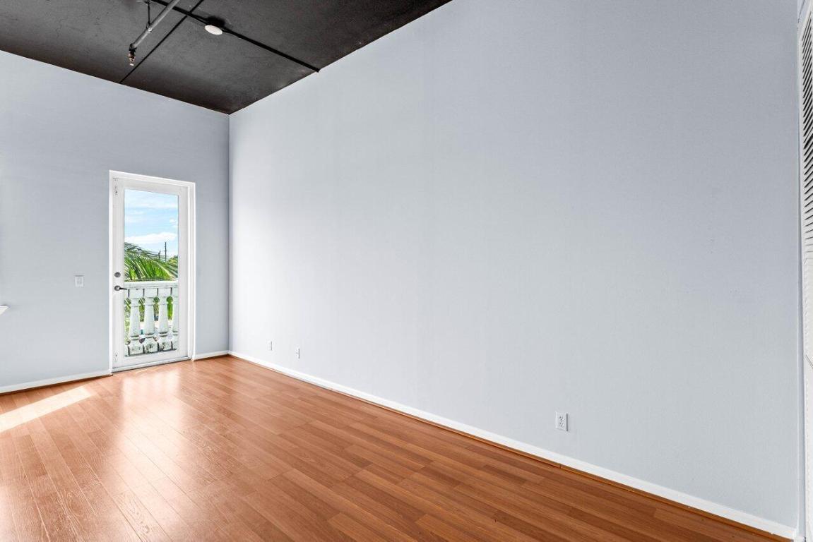 401 W Atlantic Avenue L 012