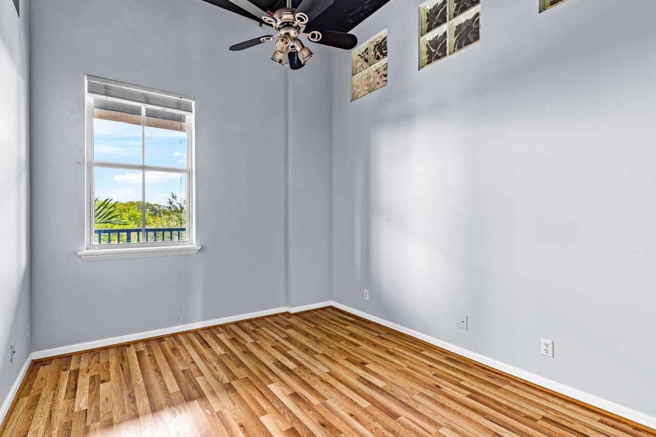 401 W Atlantic Avenue L 012